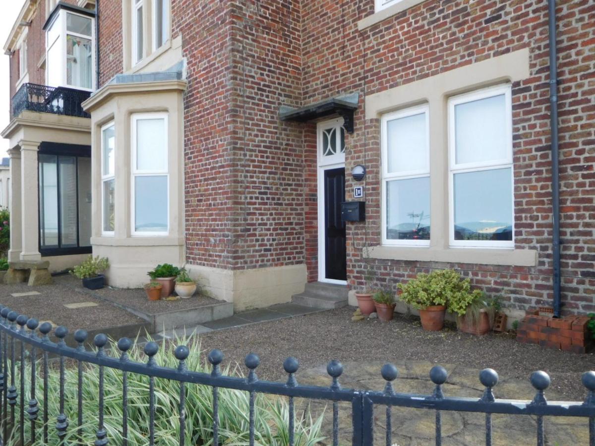 The Beach Front Apartment, Amazing Frontline Sea Views Tynemouth Εξωτερικό φωτογραφία