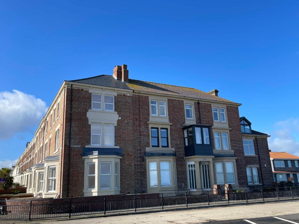 The Beach Front Apartment, Amazing Frontline Sea Views Tynemouth Εξωτερικό φωτογραφία